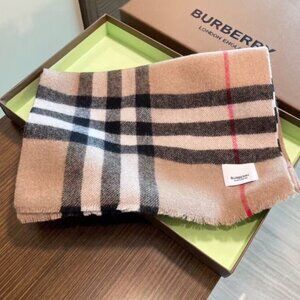 Burberry Classic Scarf